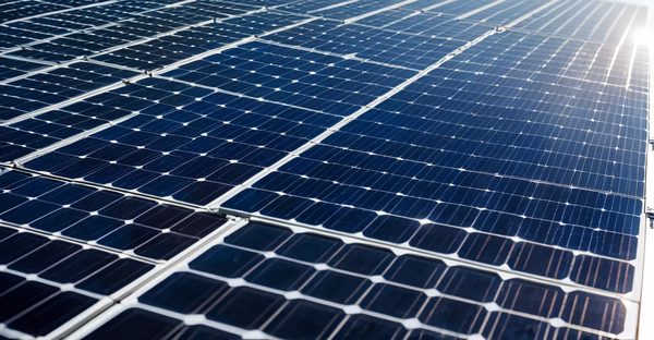 Panneau solaire photovoltaïque : choisissez l'excellence durable